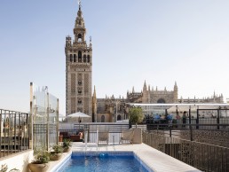 the i-escape blog / where to go in october / Seville Cathedral